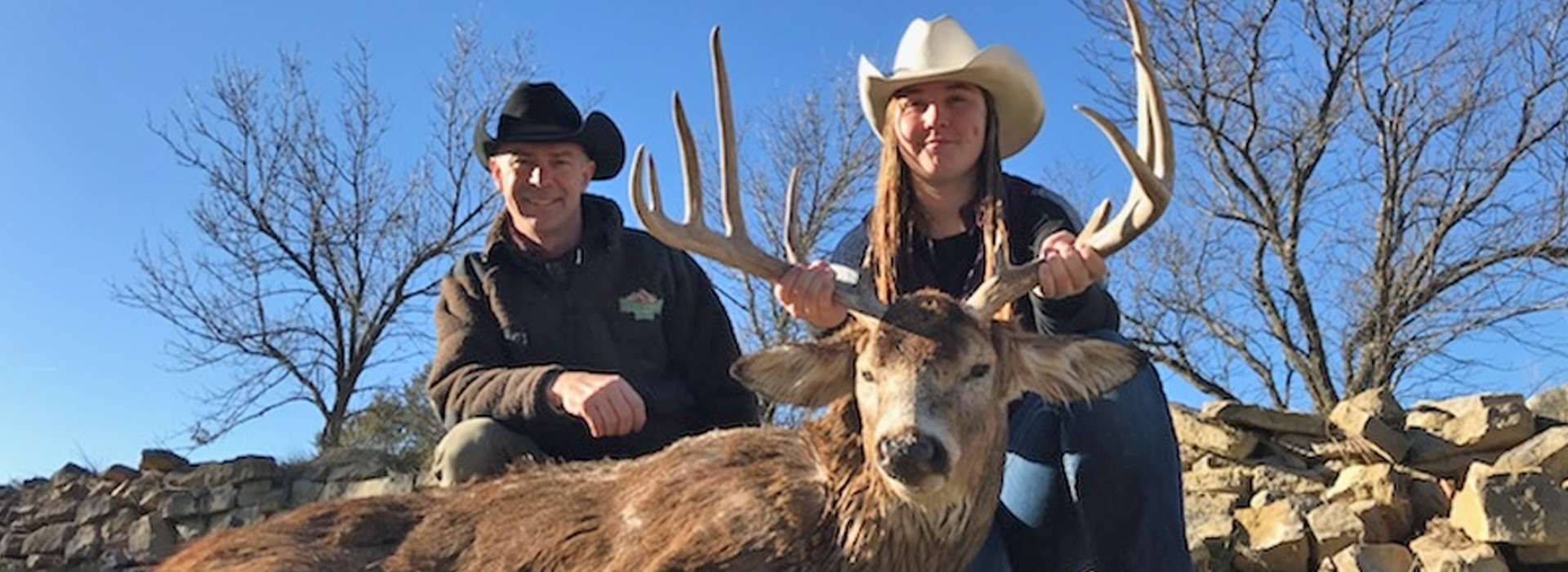 Kansas Guided Whitetail Deer Hunts Kansas Guided Whitetail Deer Hunts